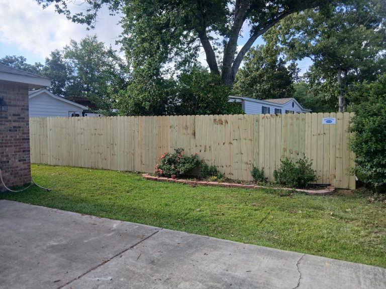 wood fencing Pass Christian, MS